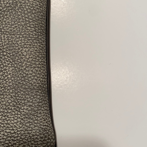 NEW Leather cell phone crossbody/pouch - Picture 6 of 11